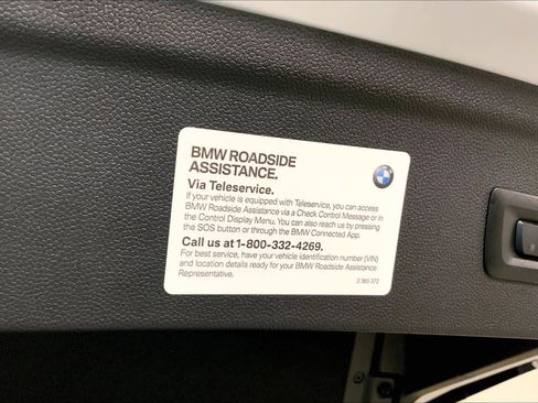 Used 2024 BMW iX xDrive50 w/ Sport Package image 31