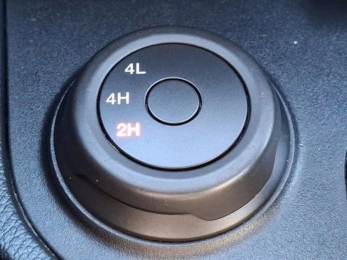 Certified 2019 Ford Ranger XLT w/ Equipment Group 301A Mid image 25