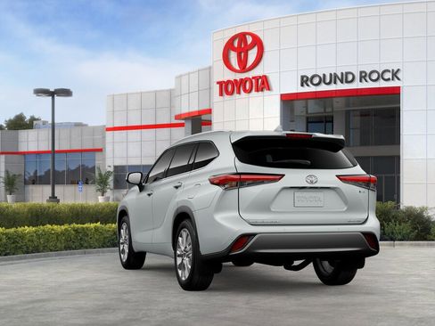 New 2026 Toyota Highlander Limited AWD/4WD image 7
