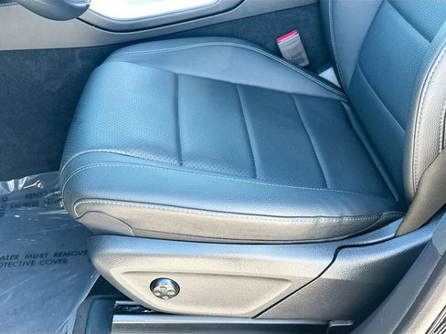 Used 2024 Mercedes-Benz GLS 450 4MATIC image 19