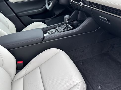 New 2026 MAZDA MAZDA3 2.5 Turbo Sedan w/Premium Plus image 14