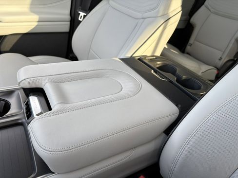 New 2026 Ford Expedition Max Platinum w/ Platinum Ultimate Package image 16