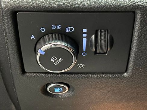 Used 2015 Jeep Grand Cherokee Limited AWD/4WD image 14
