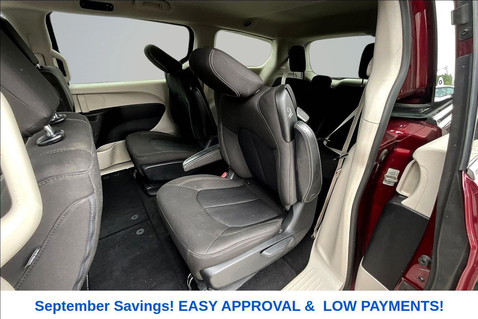Used 2020 Chrysler Voyager LX FWD image 23