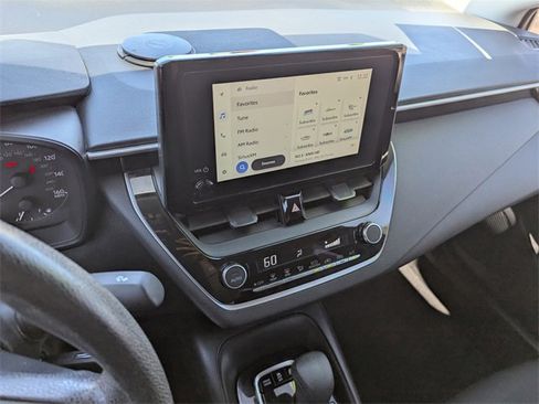 Used 2023 Toyota Corolla Hybrid Sedan image 25