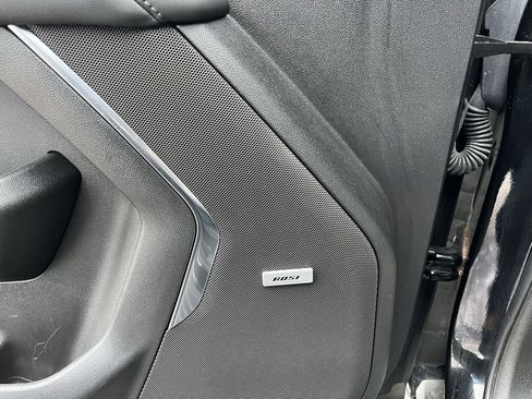 Used 2024 Chevrolet Suburban LT image 11