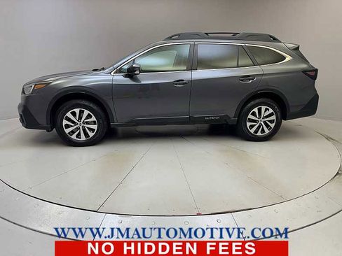 Used 2022 Subaru Outback Premium AWD/4WD image 2