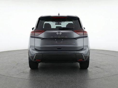 Used 2025 Nissan Rogue SV image 7