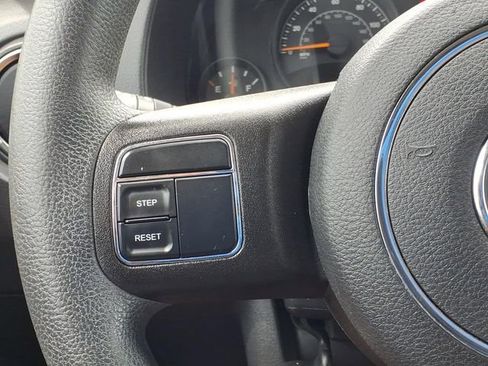 Used 2015 Jeep Compass Sport w/ Power Value Group FWD image 18