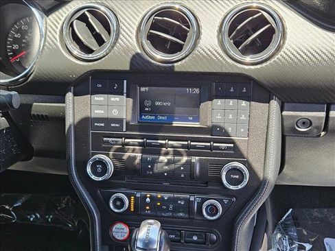 Used 2016 Ford Mustang Coupe RWD image 19