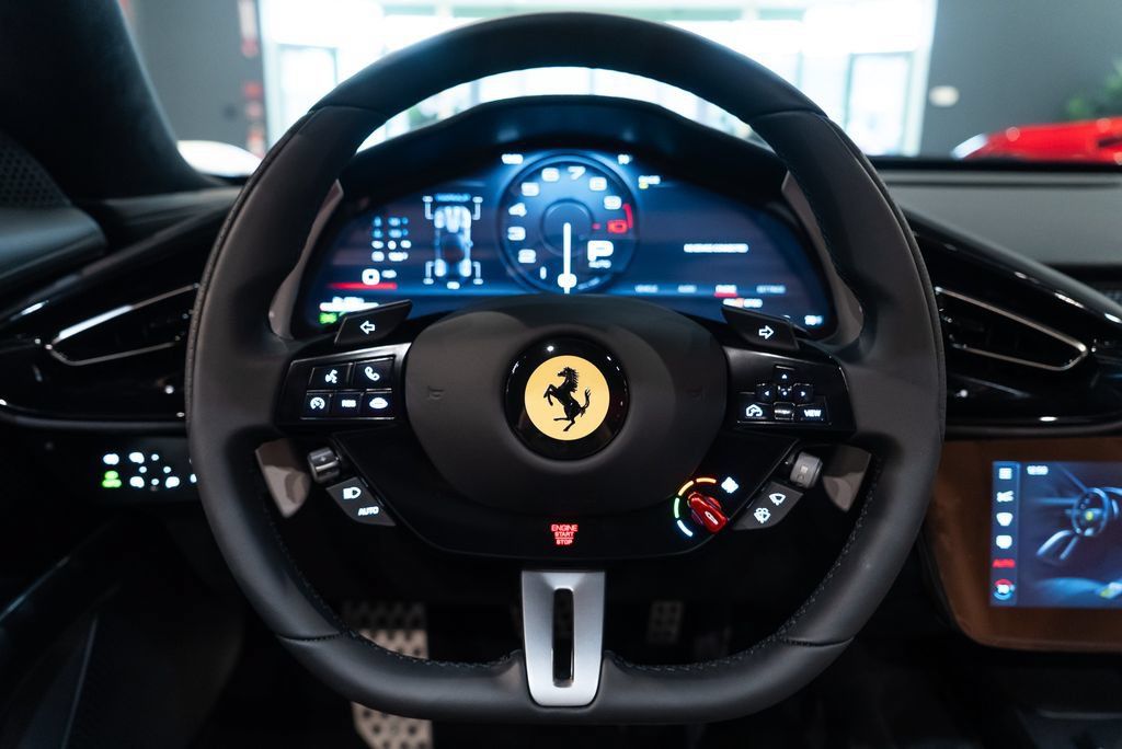 Used 2026 Ferrari 12Cilindri Spider RWD image 5