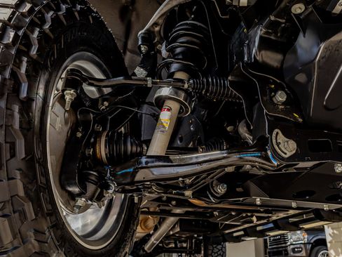 Used 2026 GMC Sierra 1500 SLT w/ SLT Premium Plus Package image 14