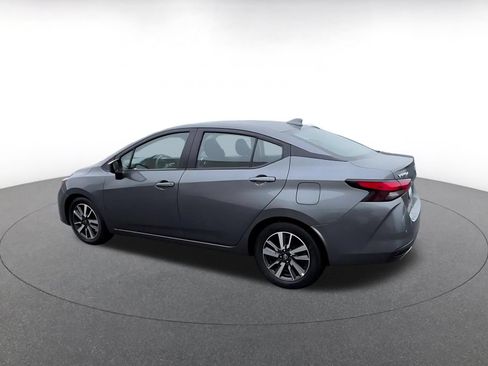 Used 2025 Nissan Versa SV FWD image 9