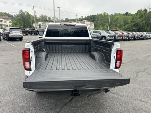 New 2026 GMC Sierra 2500 SLE w/ SLE Value Package; AWD/4WD image 12