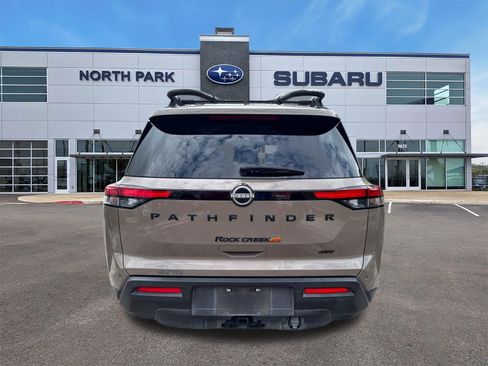 Used 2024 Nissan Pathfinder Rock Creek AWD/4WD image 4