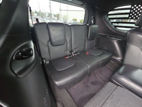 Used 2021 Nissan Armada SL image 28