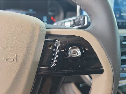 Certified 2023 Lincoln Corsair FWD image 21