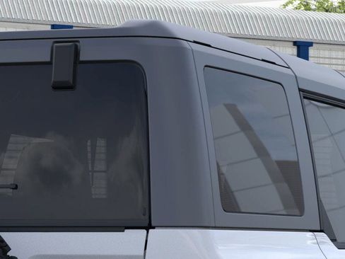 New 2025 Ford Bronco Badlands image 25