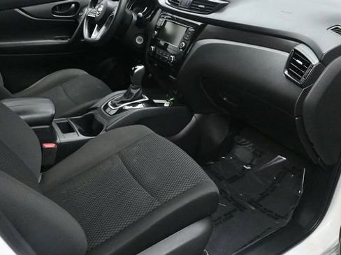Used 2020 Nissan Rogue Sport S w/ Appearance Package FWD image 11