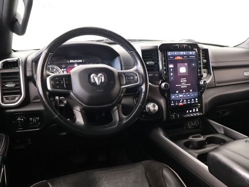 Used 2023 RAM 1500 Laramie AWD/4WD image 2