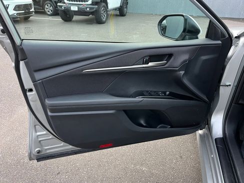 Used 2025 Toyota Camry LE image 20