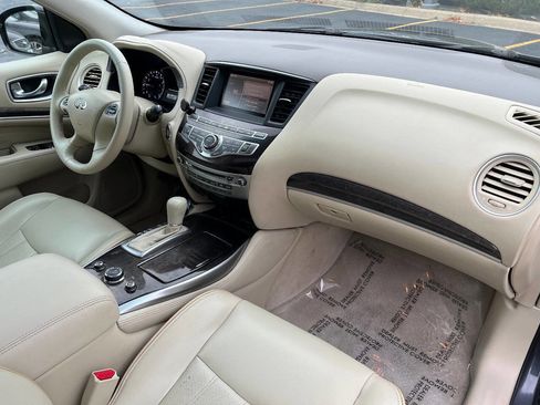 Used 2013 INFINITI JX35 AWD w/ Cargo Pkg image 29