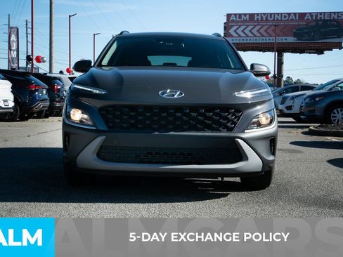 Used 2023 Hyundai Kona SEL w/ Cargo Package image 4