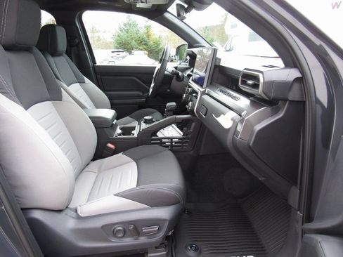 New 2024 Toyota Tacoma TRD Off-Road w/ TRD Off Road Upgrade Package AWD/4WD image 22