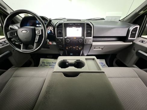Used 2017 Ford F150 XLT w/ Equipment Group 302A Luxury AWD/4WD image 19