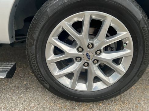 Used 2017 Ford Expedition Limited w/ Equipment Group 301A image 36