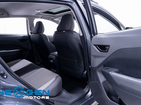 Used 2024 Subaru Crosstrek 2.0i Premium image 39