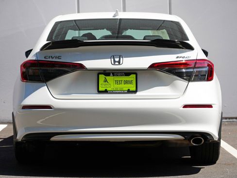 Used 2023 Honda Civic Sport image 10