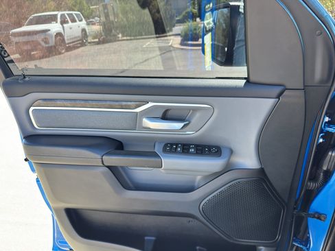 Used 2023 RAM 1500 Big Horn AWD/4WD image 15