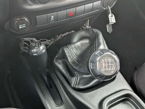 Used 2013 Jeep Wrangler Sport image 27