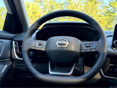 New 2026 Nissan Rogue SV image 15