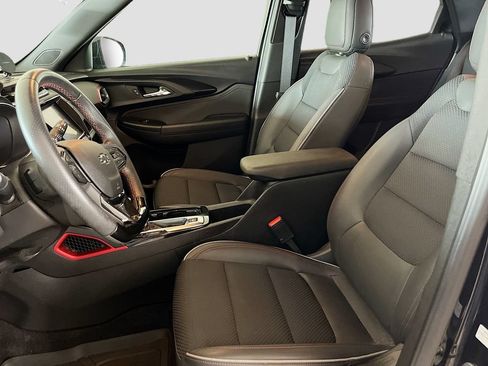 Used 2021 Chevrolet TrailBlazer RS w/ Technology Package FWD image 22
