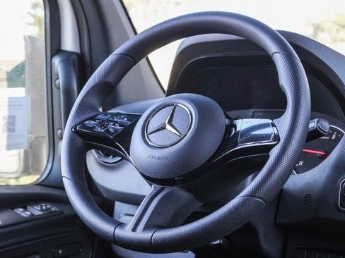 New 2025 Mercedes-Benz Sprinter 2500 image 16