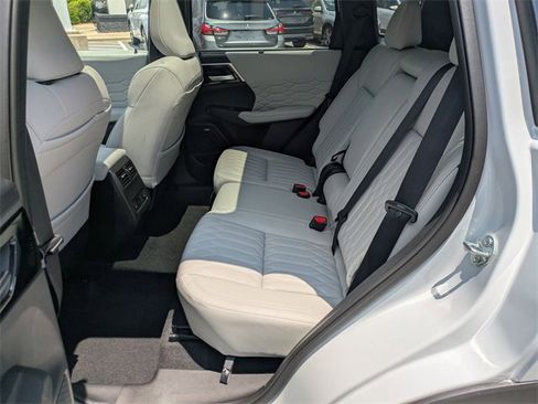 New 2025 Mitsubishi Outlander SEL image 29