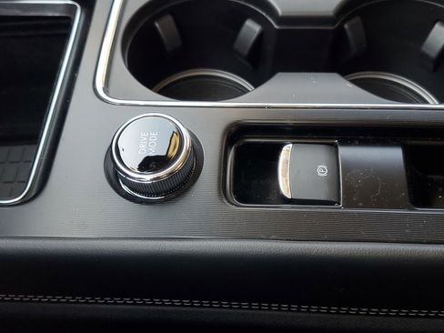 New 2026 Lincoln Corsair Premiere image 24