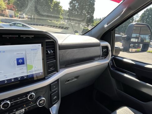 Used 2021 Ford F150 XLT w/ Equipment Group 302A High AWD/4WD image 25
