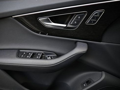 Used 2024 Audi Q7 2.0T Premium Plus image 14