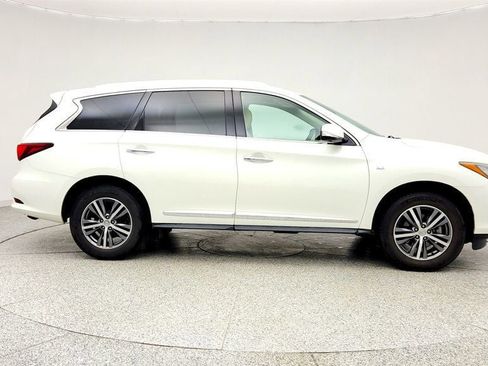 Used 2020 INFINITI QX60 Luxe w/ Essential Package image 4