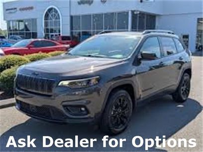 Used 2023 Jeep Cherokee Altitude Lux