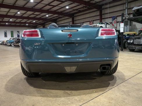 Used 2007 Saturn Sky w/ Premium Trim Pkg image 7