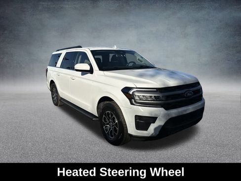 Used 2023 Ford Expedition Max XLT image 28
