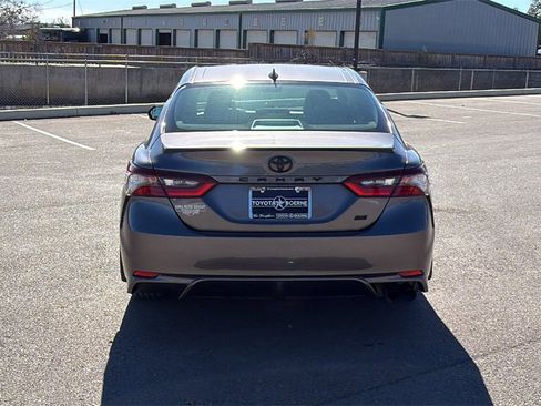 Certified 2024 Toyota Camry SE image 4