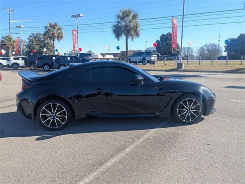 Certified 2023 Toyota GR86 Base image 2