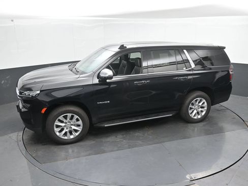 Used 2024 Chevrolet Tahoe Premier AWD/4WD image 38