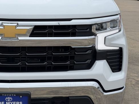 Used 2026 Chevrolet Silverado 1500 LT AWD/4WD image 4