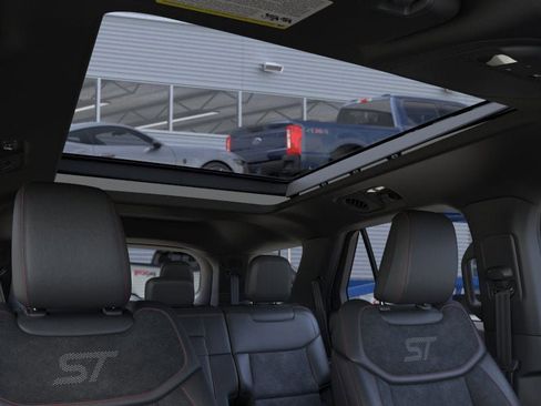 New 2026 Ford Explorer ST w/ Sun And Sound Package image 22